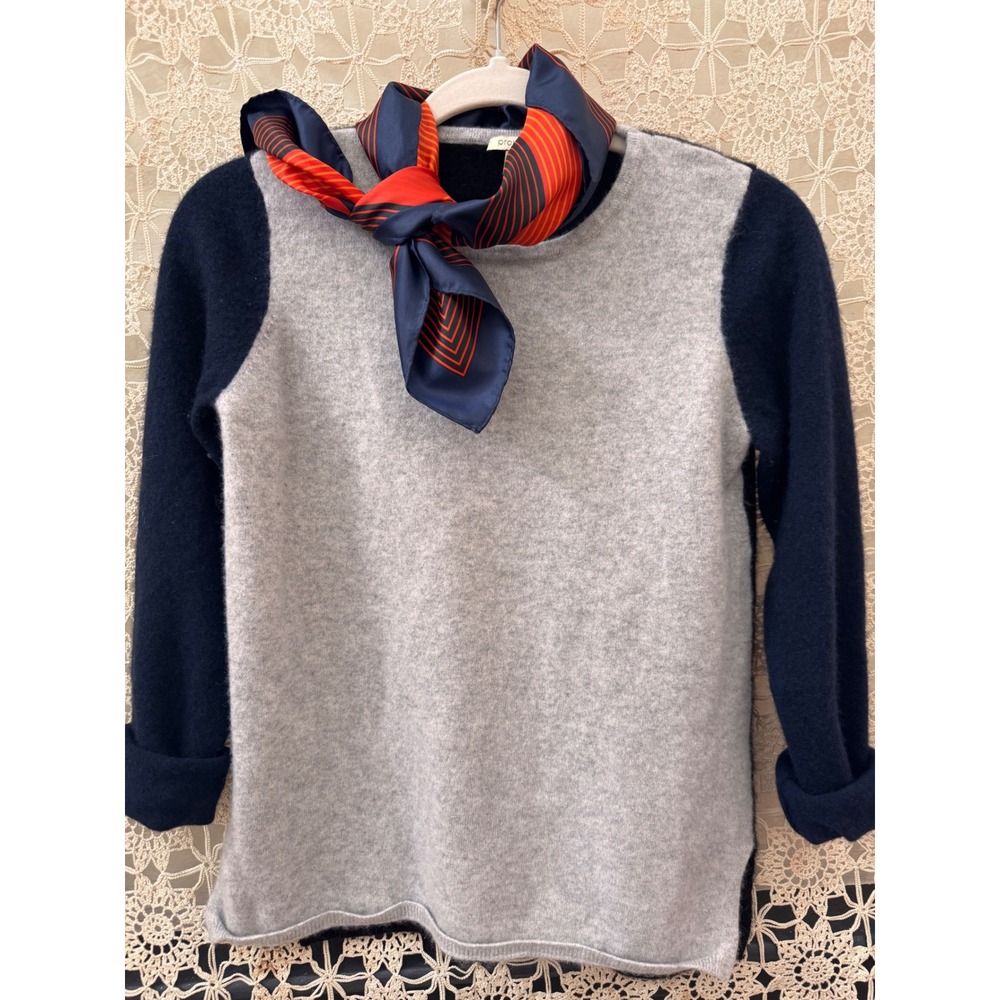 Cashmere Colorblock Sweater Light Gray Navy Blue‎ Crew Neck Sz M